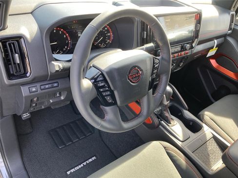 New 2026 Nissan Frontier Pro-X w/ Pro-X Convenience Package RWD image 12