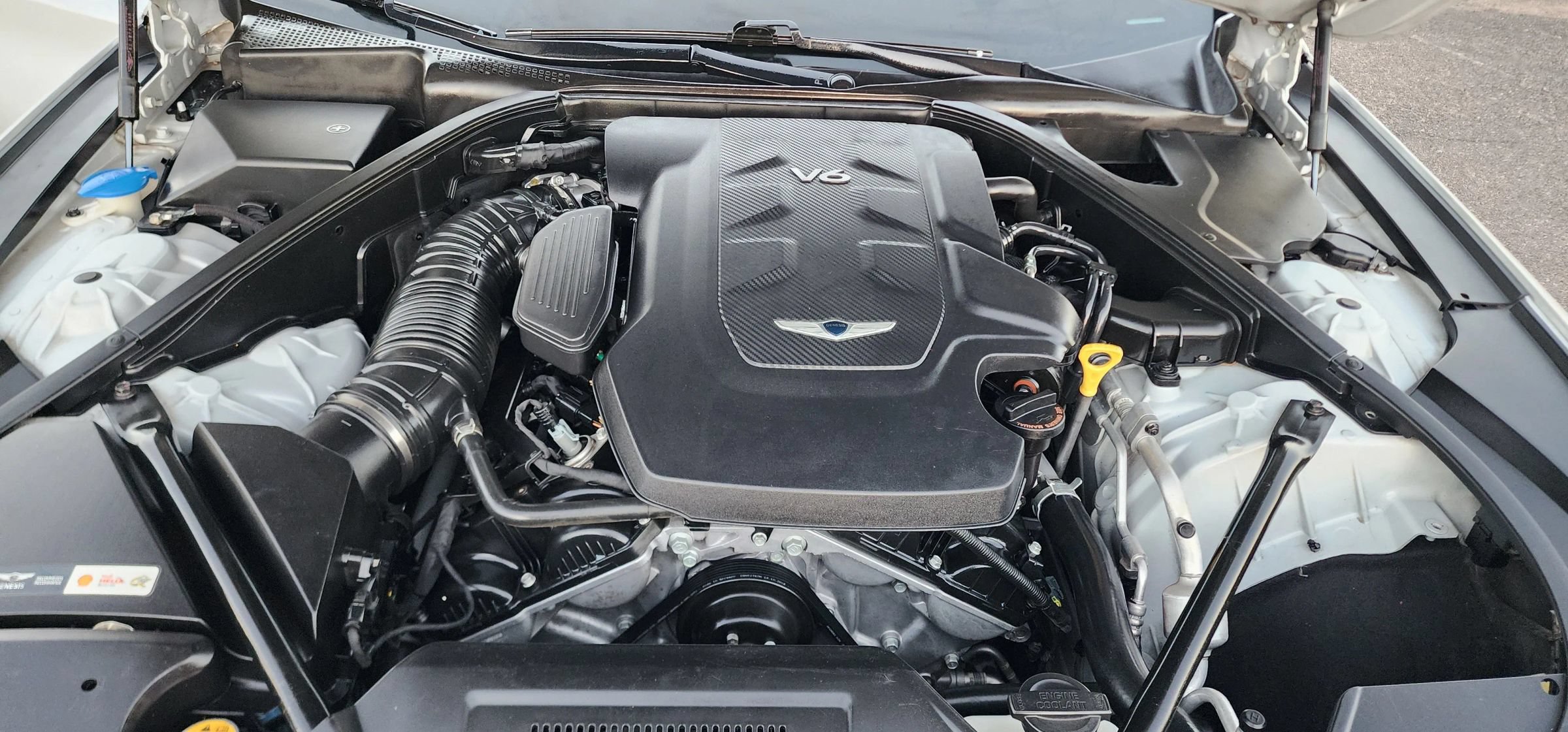 Used 2017 Genesis G80 3.8 RWD image 10