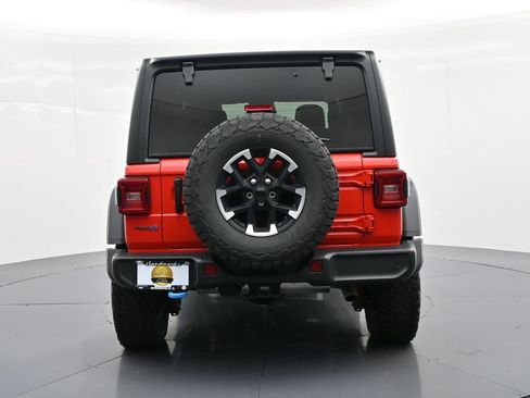 Used 2025 Jeep Wrangler Unlimited Rubicon 4xe w/ Safety Group AWD/4WD image 7