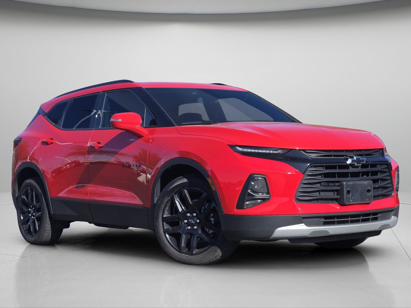 Used 2021 Chevrolet Blazer LT AWD/4WD image 2