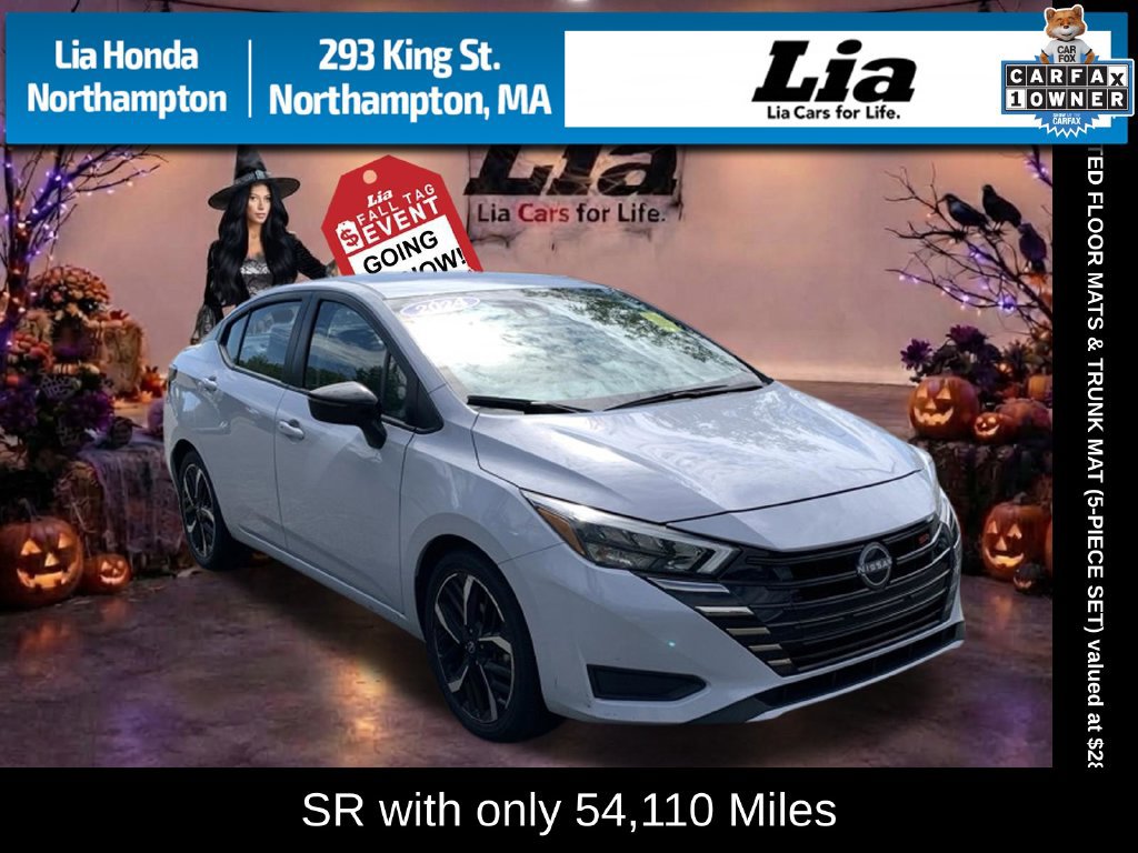Used 2024 Nissan Versa SR FWD image 1