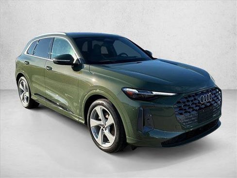 Used 2025 Audi Q5 Prestige image 3