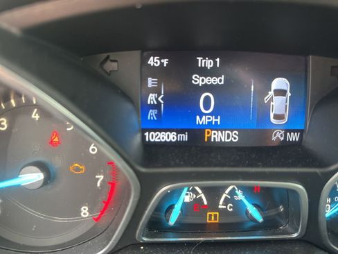 Used 2017 Ford Escape SE w/ SE Leather Comfort Package image 11