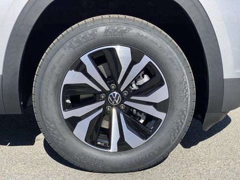 New 2026 Volkswagen Atlas SE AWD/4WD image 10