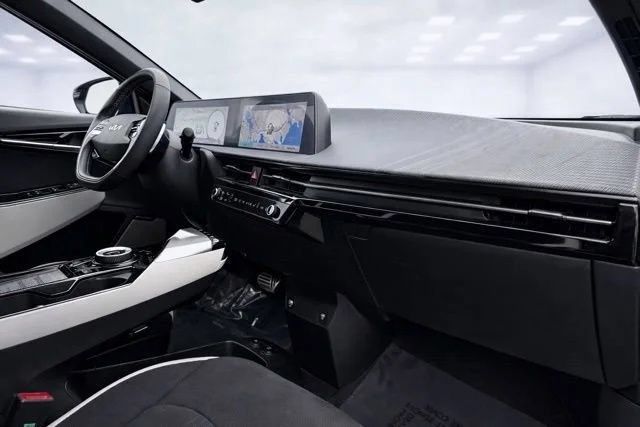 Used 2023 Kia EV6 GT-Line w/ GT-Line Suede Seat Package AWD/4WD image 11