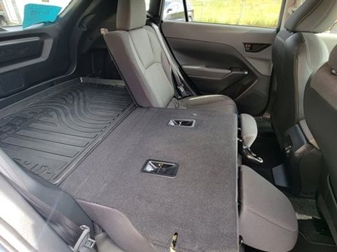 Used 2024 Subaru Crosstrek 2.0i Premium image 41