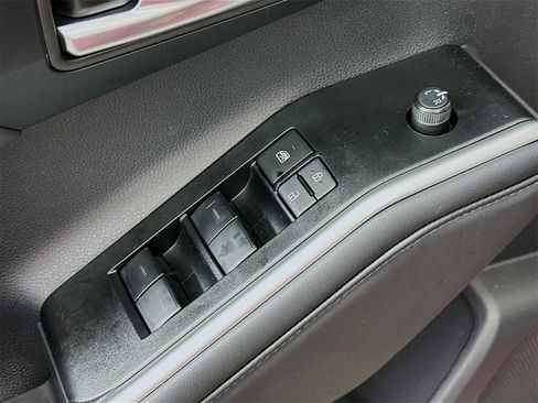 New 2026 Toyota Highlander XSE image 18