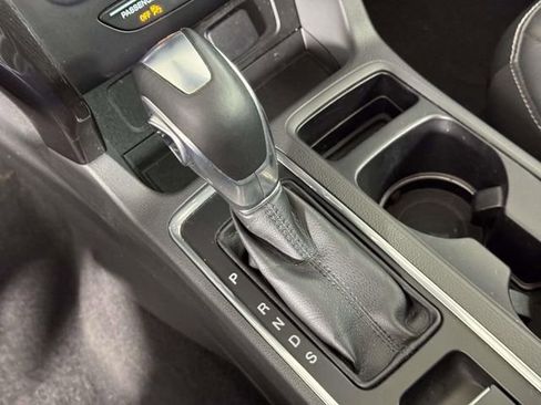 Used 2018 Ford Escape Titanium AWD/4WD image 29