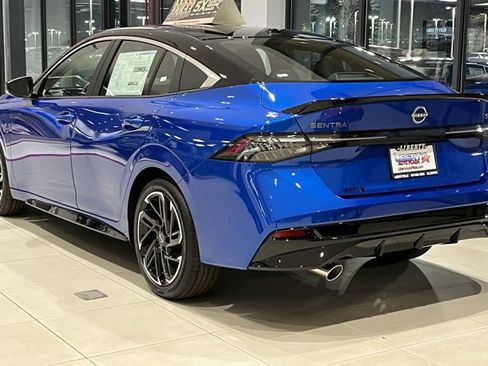 New 2026 Nissan Sentra SR w/ Floor Mat Package FWD image 21