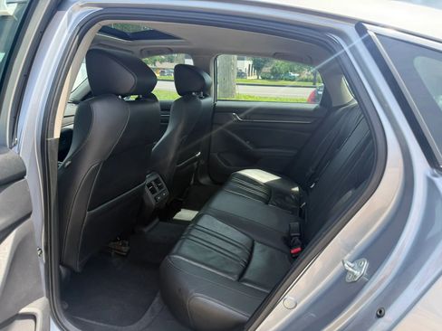 Used 2022 Honda Accord EX-L image 10