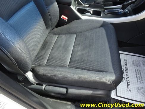 Used 2013 Honda Accord Sport image 28