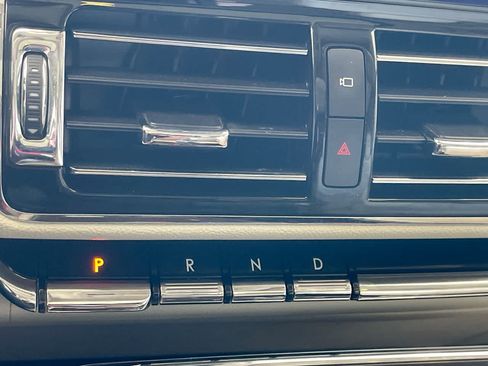 Used 2020 Lincoln Navigator Reserve w/ Luxury Package AWD/4WD image 20