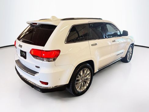 Used 2018 Jeep Grand Cherokee Summit AWD/4WD image 9