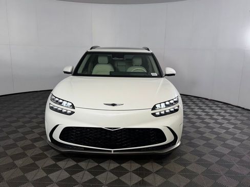 Used 2023 Genesis GV60 Performance image 11