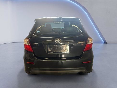 Used 2010 Toyota Matrix S FWD image 7