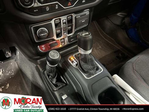 Used 2024 Jeep Wrangler Unlimited Rubicon w/ XTREMEE 35" Tire Package image 22