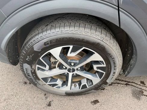 Used 2024 Kia Sportage EX FWD image 20