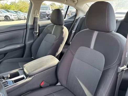 Used 2024 Nissan Sentra SV image 10