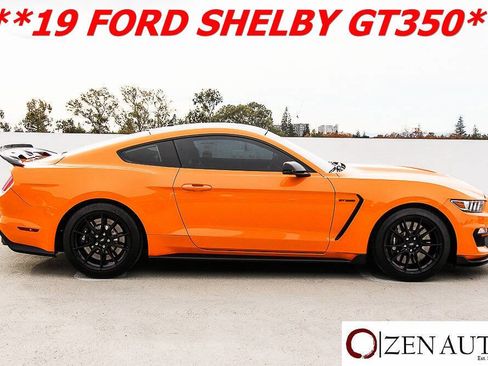Used 2019 Ford Mustang Shelby GT350 w/ Technology Package image 6