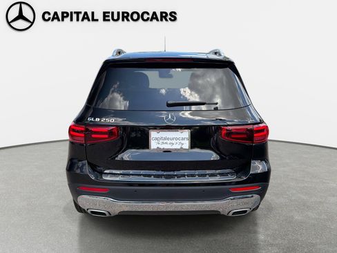New 2026 Mercedes-Benz GLB 250 image 6