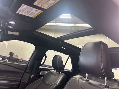 Used 2021 Ford Explorer ST w/ Equipment Group 401A image 19