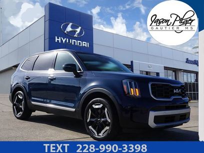 Used 2025 Kia Telluride S