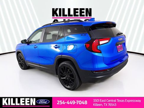 Used 2024 GMC Terrain SLE w/ Driver Convenience Package image 6