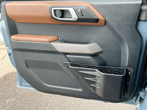 Used 2023 Ford Bronco Outer Banks image 29