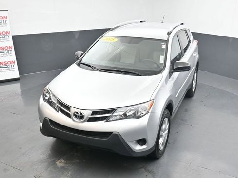Used 2015 Toyota RAV4 LE image 26