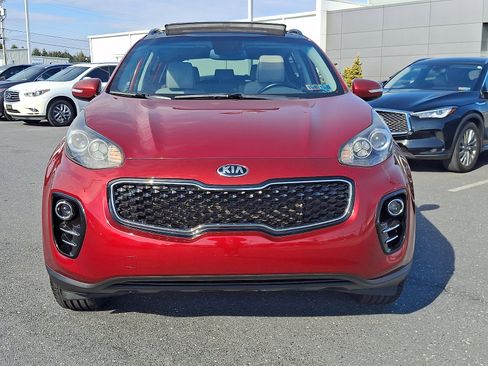 Used 2019 Kia Sportage EX w/ EX Premium Package image 2