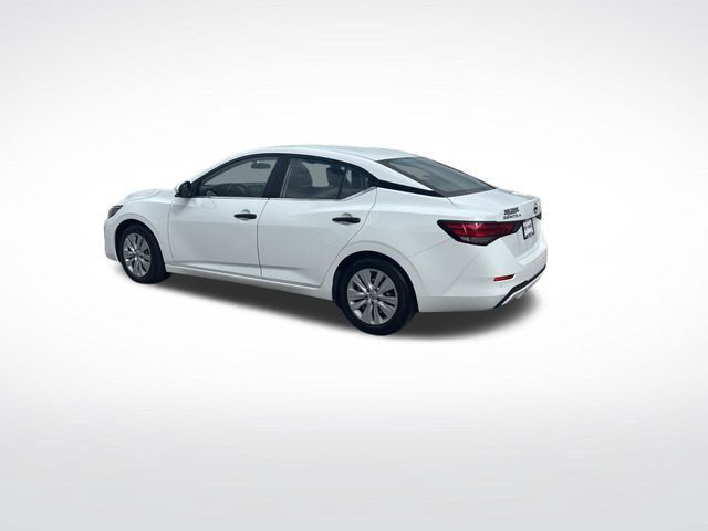 Used 2024 Nissan Sentra S FWD image 3