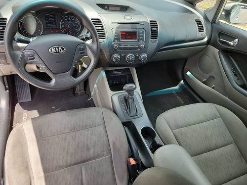 Used 2015 Kia Forte LX FWD image 13