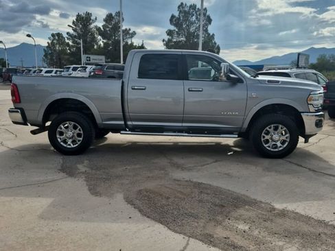 Used 2020 RAM 2500 Laramie AWD/4WD image 4