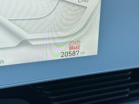 Used 2024 Hyundai Ioniq 5 SE image 31