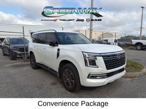 Used 2025 Nissan Armada SL w/ Convenience Package image 3