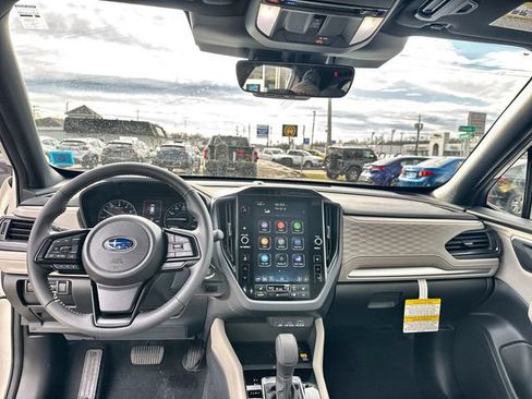 New 2025 Subaru Forester Premium w/ Convenience Package #1 AWD/4WD image 18