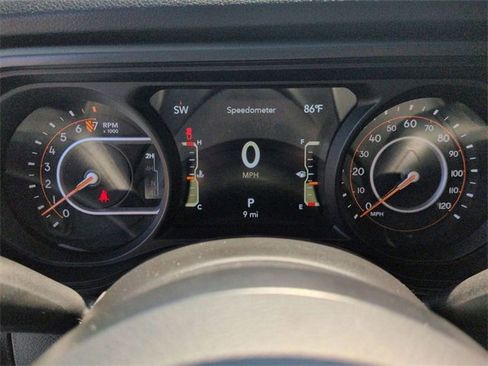 New 2025 Jeep Gladiator Sport image 17