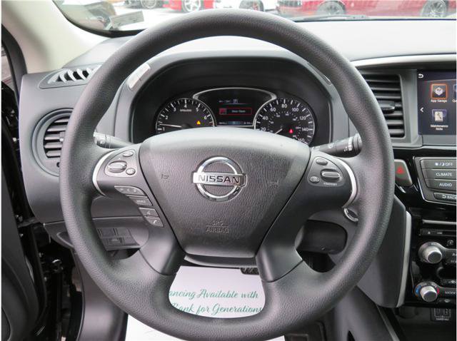 Used 2020 Nissan Pathfinder S AWD/4WD image 11