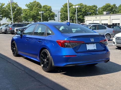 Used 2022 Honda Civic Sport image 3