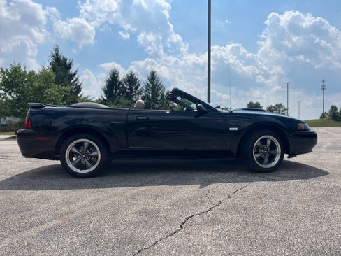 Used 2003 Ford Mustang GT RWD image 14