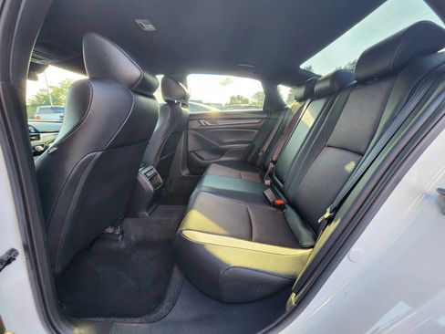 Used 2021 Honda Accord Sport image 19