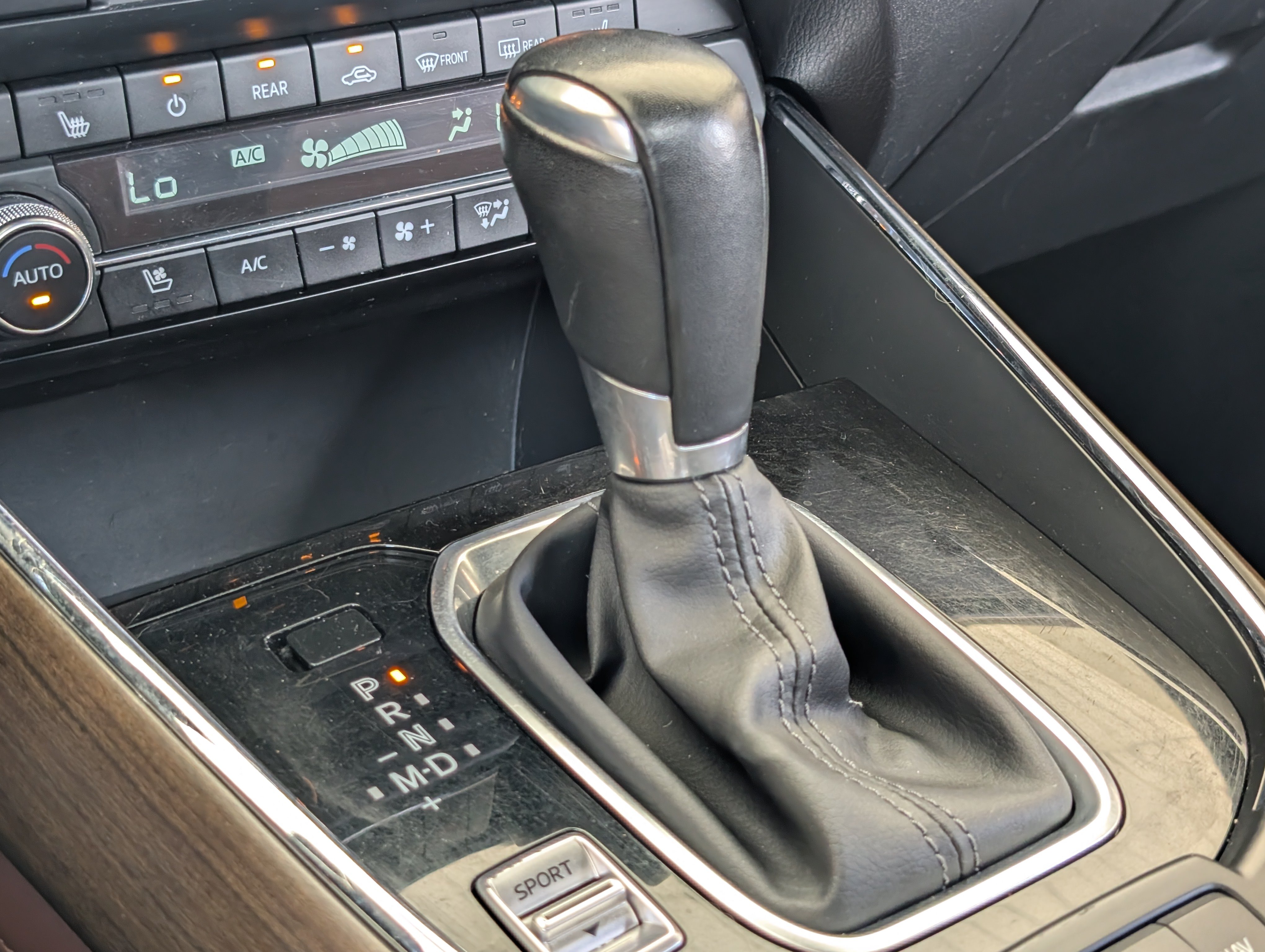 Used 2019 MAZDA CX-9 Signature AWD/4WD image 36