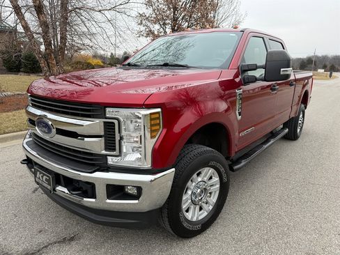 Used 2019 Ford F350 XLT w/ XLT Value Package image 1