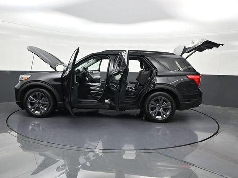Used 2024 Ford Explorer XLT w/ Equipment Group 202A image 36