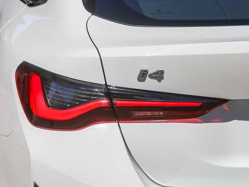 Certified 2023 BMW i4 eDrive35 w/ Premium Package image 7