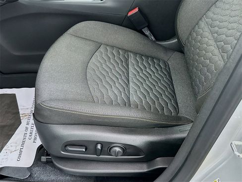 Used 2021 Chevrolet Equinox LT image 20