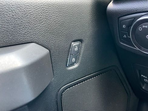 Used 2018 Ford F150 XLT w/ Equipment Group 302A Luxury image 26