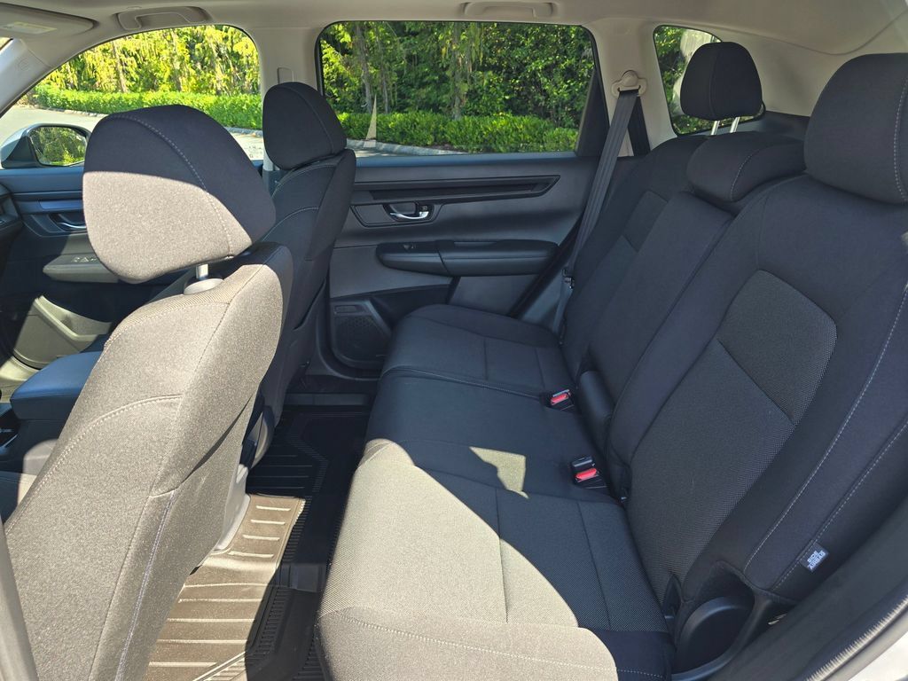 Certified 2025 Honda CR-V EX image 9