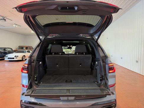 Used 2024 BMW X7 xDrive40i w/ M Sport Package AWD/4WD image 43