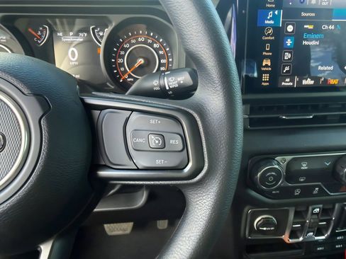 New 2026 Jeep Gladiator Sport image 29